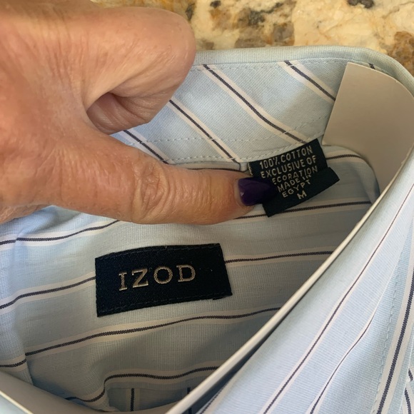 3 dress shirts all new without tags, 1 Cherokee SZ LG, 1 IZOD SZ MD, 1 VanHuesen - Picture 7 of 12